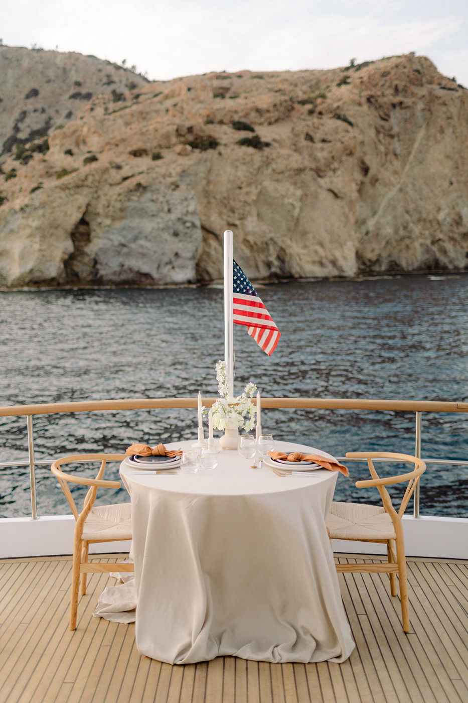 Romantic Dinner On A Yacht 